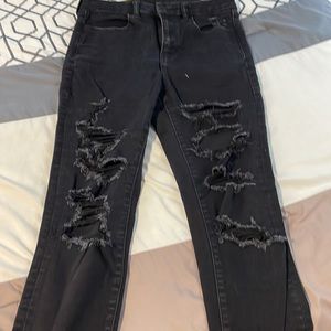 American Eagle, curvy high-rise jegging size 8 destroyed skinny black